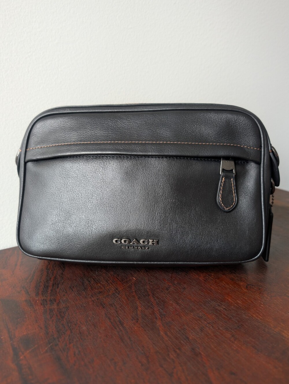 Coach Graham Crossbody Bag in Black Smooth Leather (F39946)